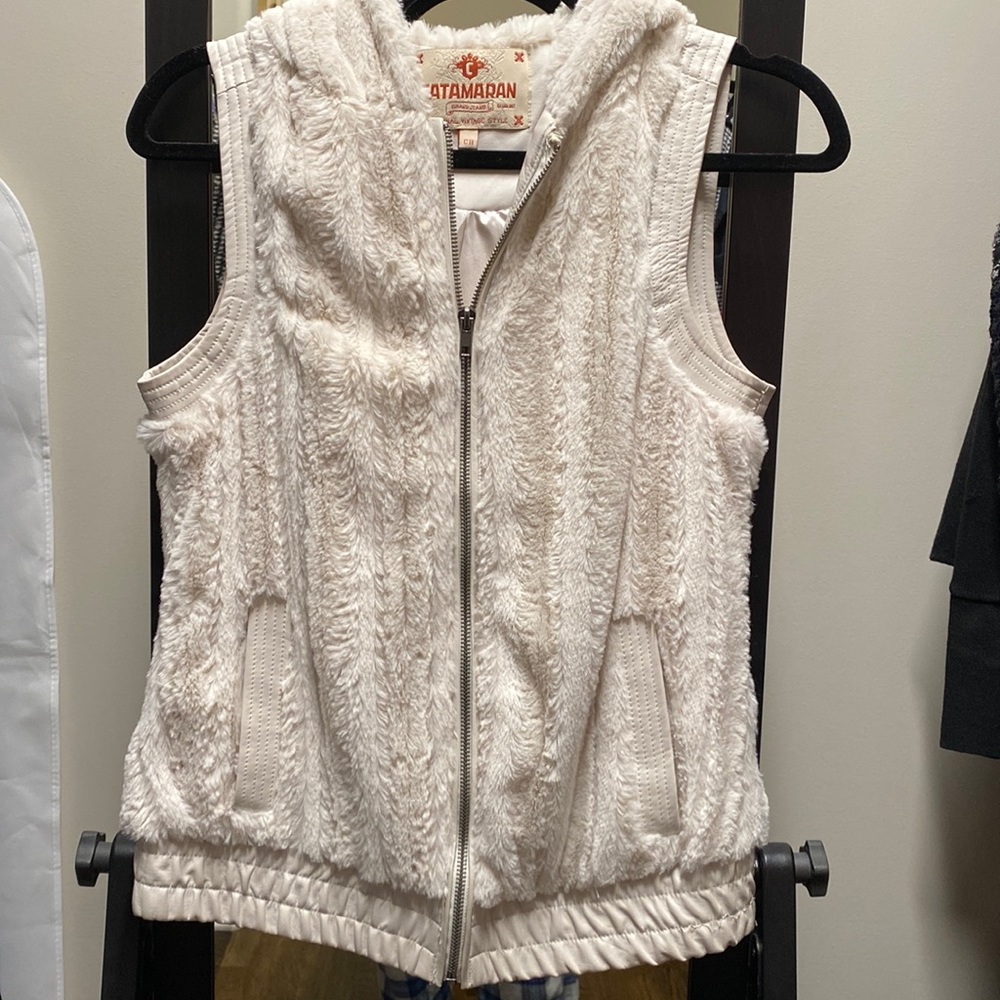 Catamaran vest - Picture 2 of 5